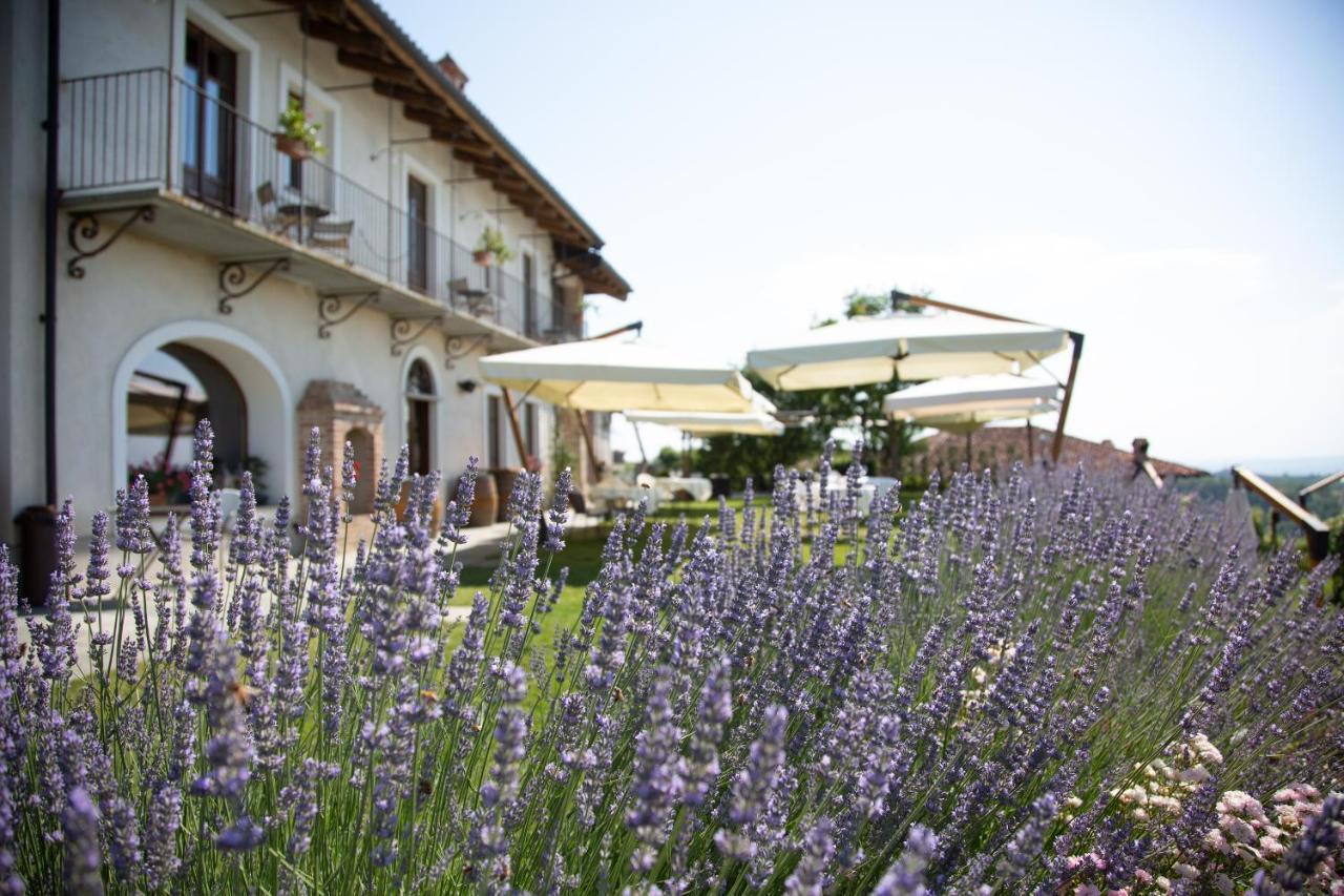 Agriturismo La Torricella Villa Monforte D'Alba Exterior photo